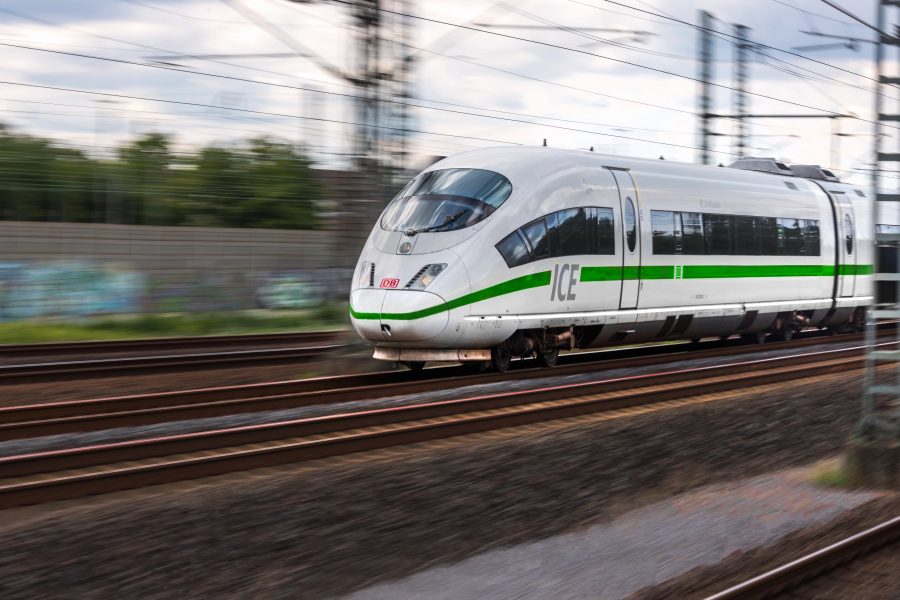 Deutsche Bahn Zug Green Energy