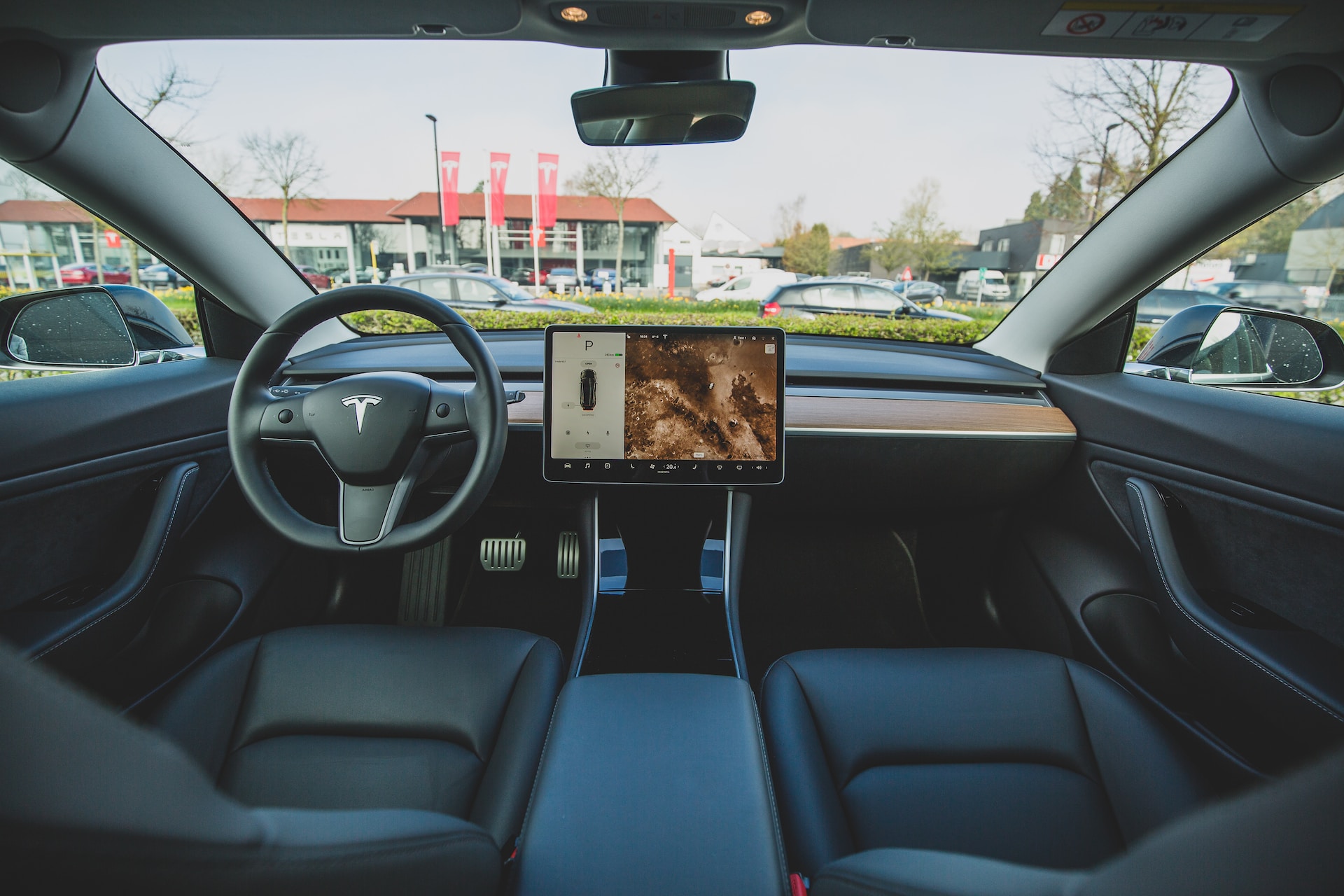 Bebilderung Streit um Teslas Autopiloten